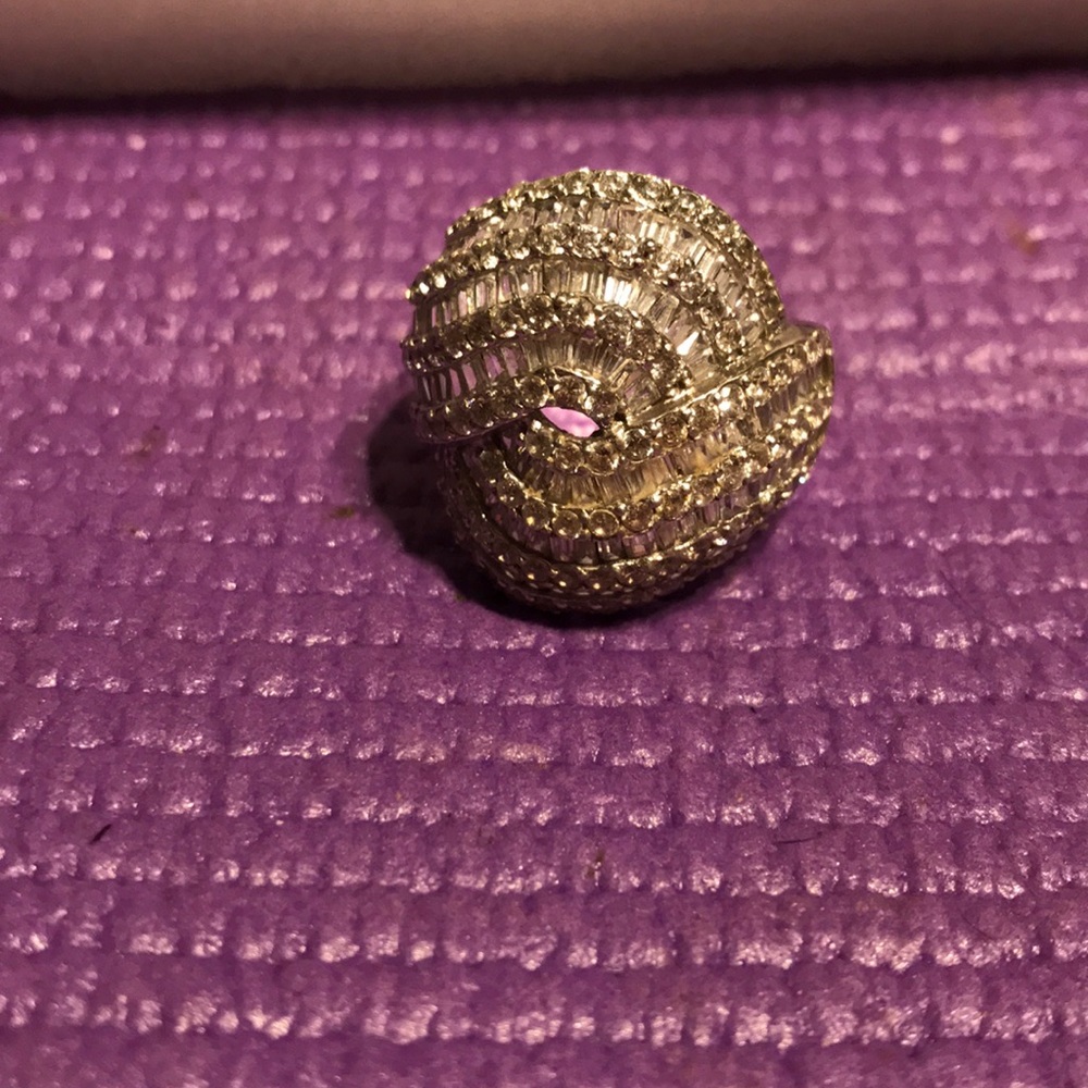 Rhinestone Ring - image 4